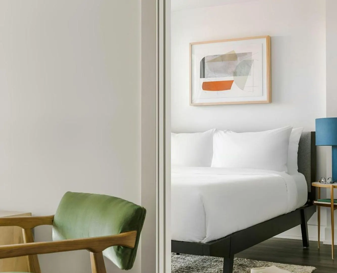 **** Hotel Artesa, Sonder Apartments By Marriott Bonvoy Canada