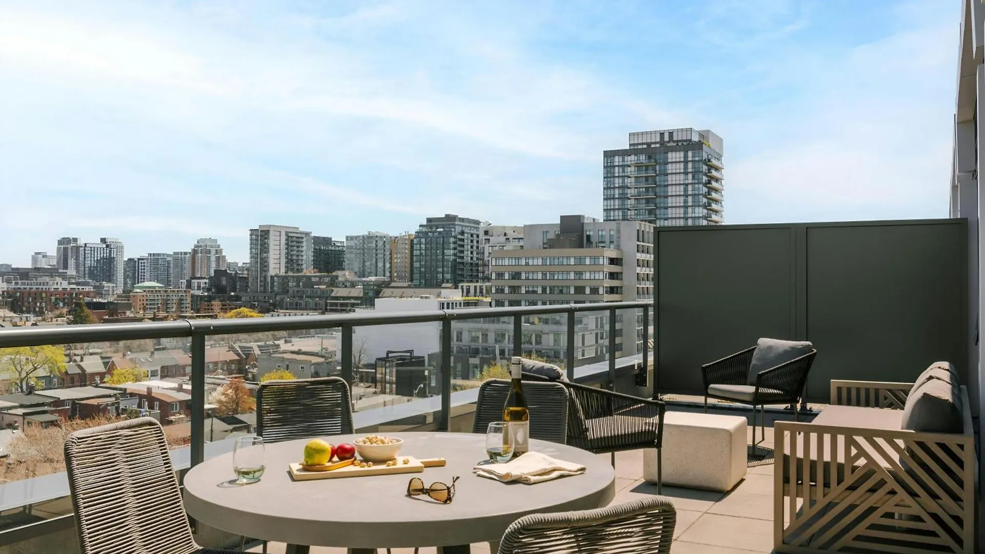 Hotel Sonder By Marriott Bonvoy Artesa Apartments West Queen West Toronto