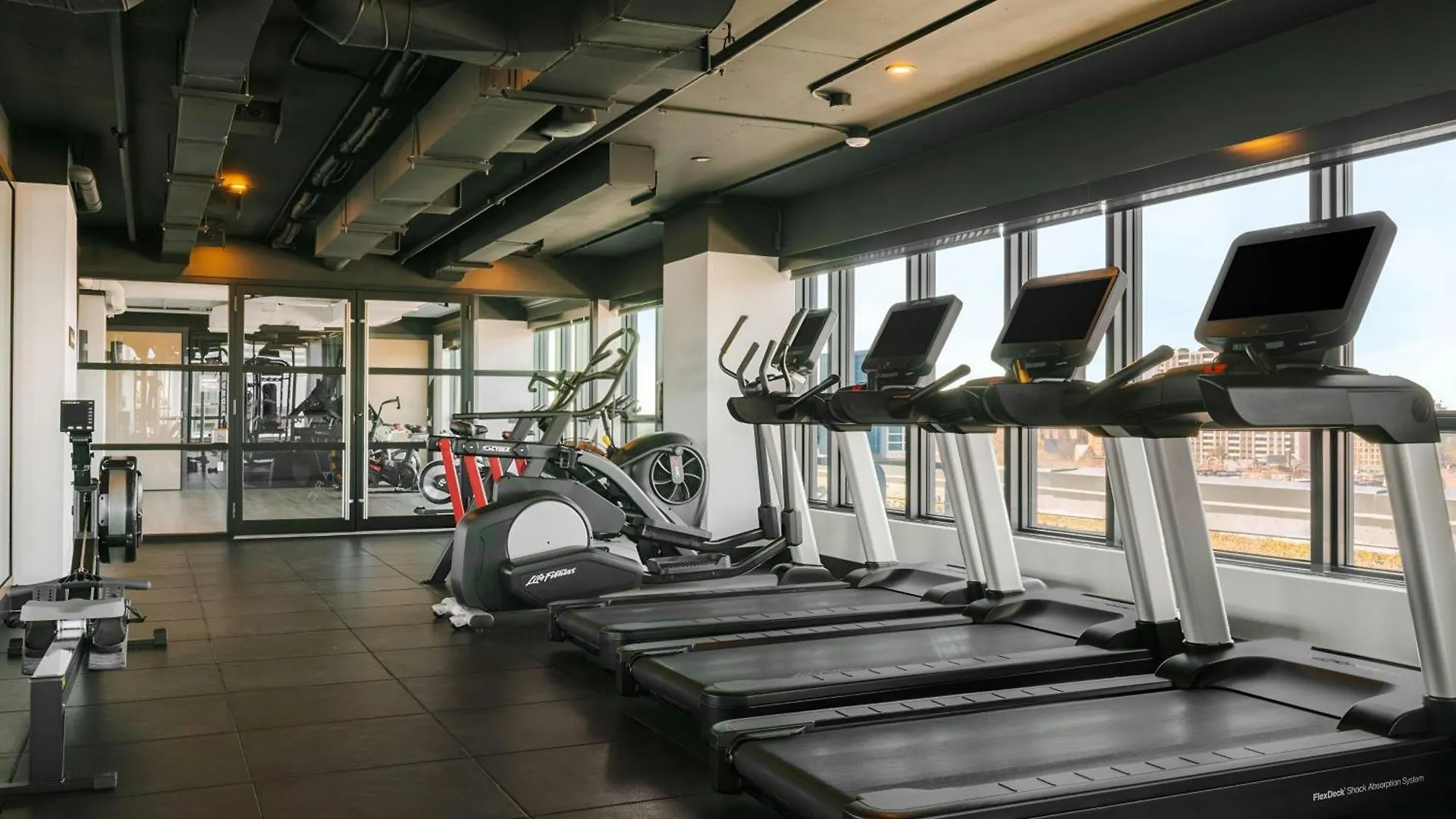 **** Hotel Artesa, Sonder Apartments By Marriott Bonvoy Canada