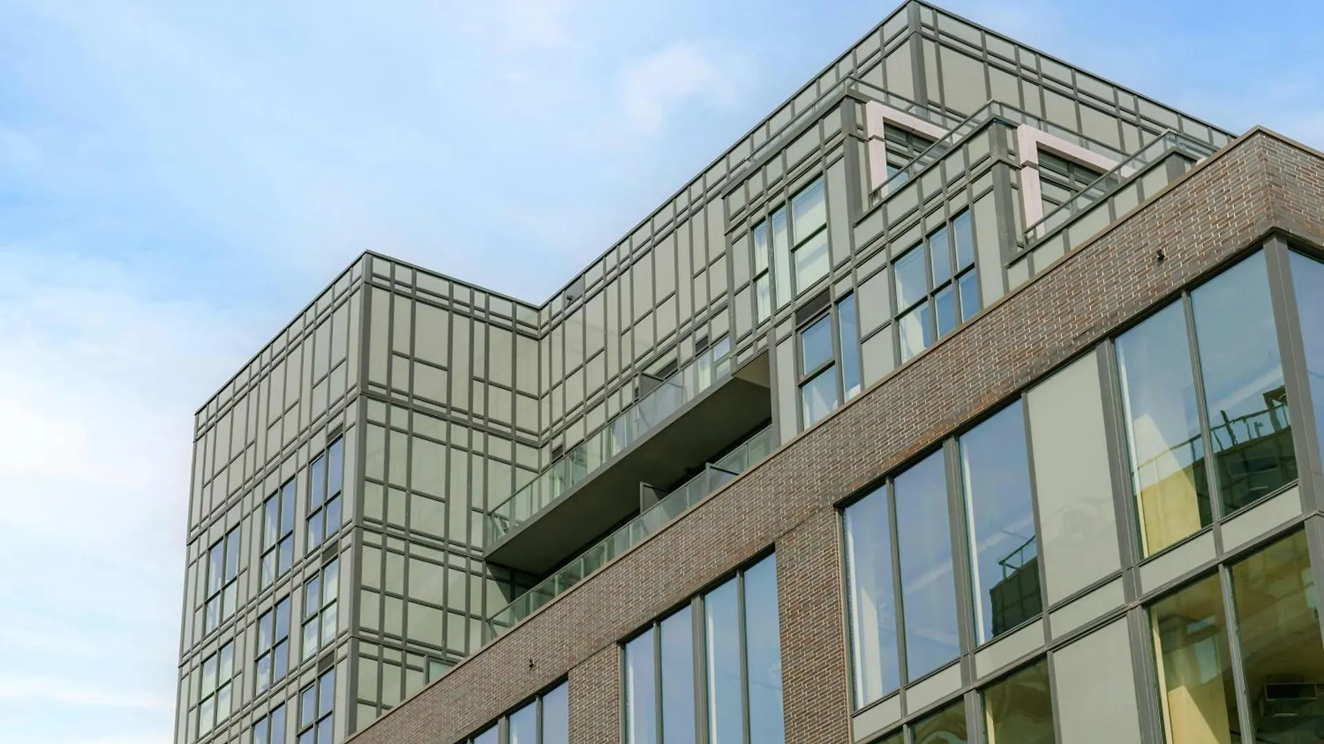 Sonder By Marriott Bonvoy Artesa Apartments West Queen West Toronto