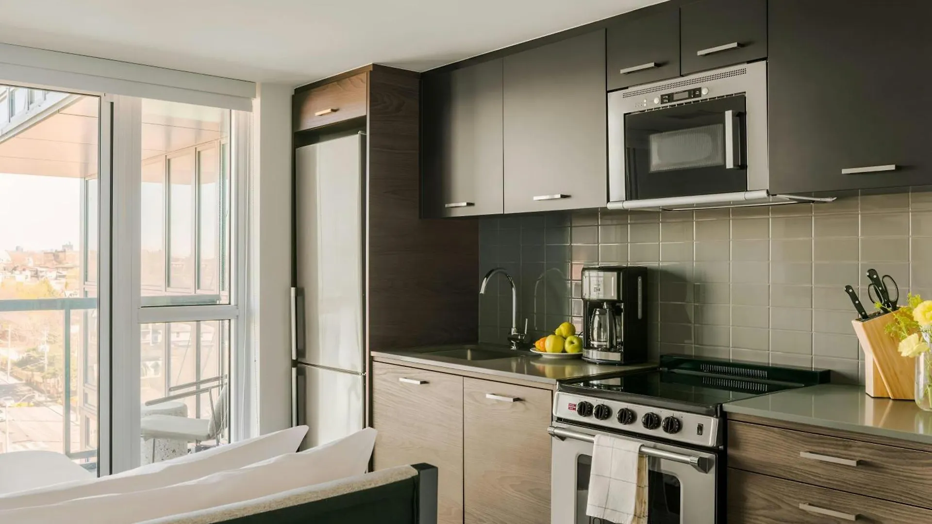 Sonder By Marriott Bonvoy Artesa Apartments West Queen West Toronto