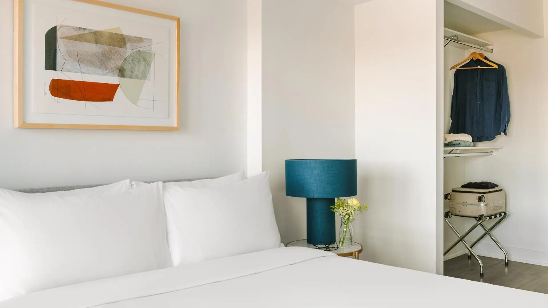 Sonder At Artesa Hotel Toronto