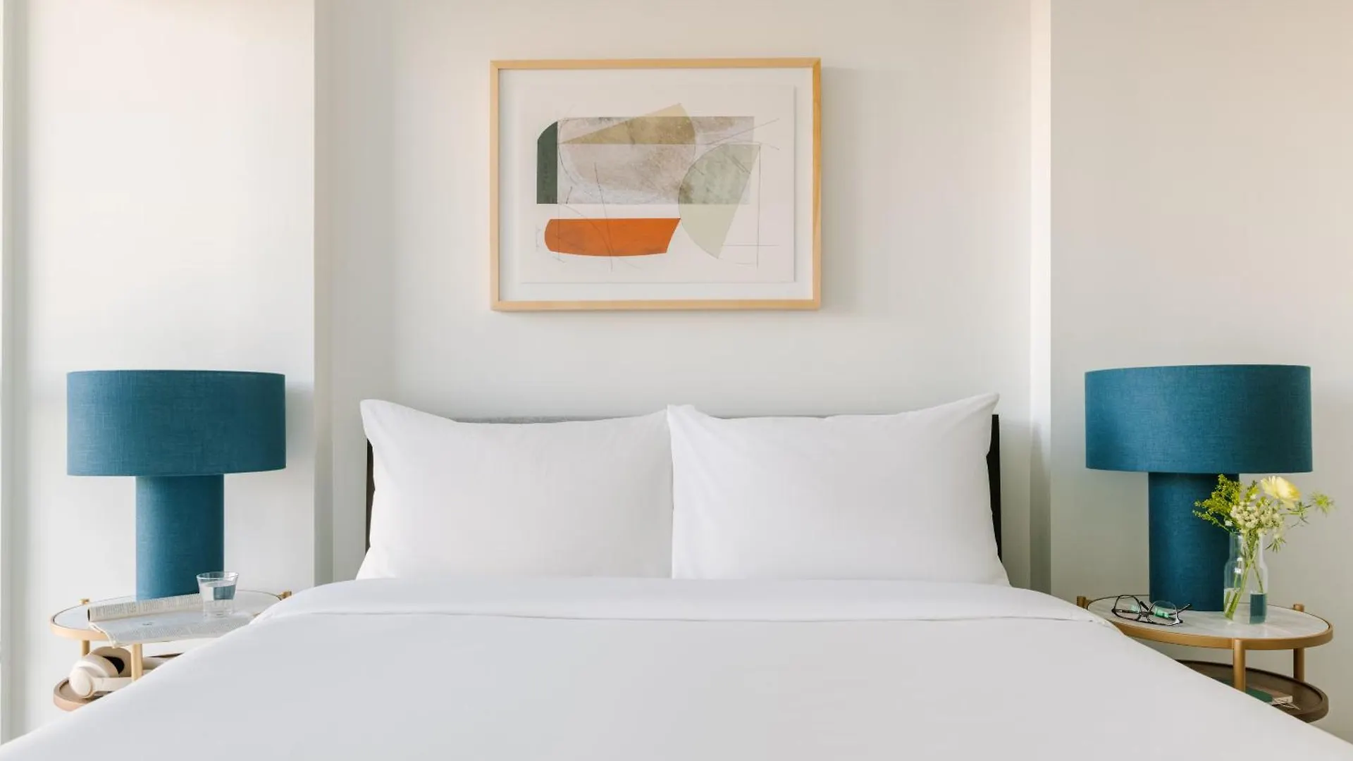 Sonder At Artesa Hotel Toronto