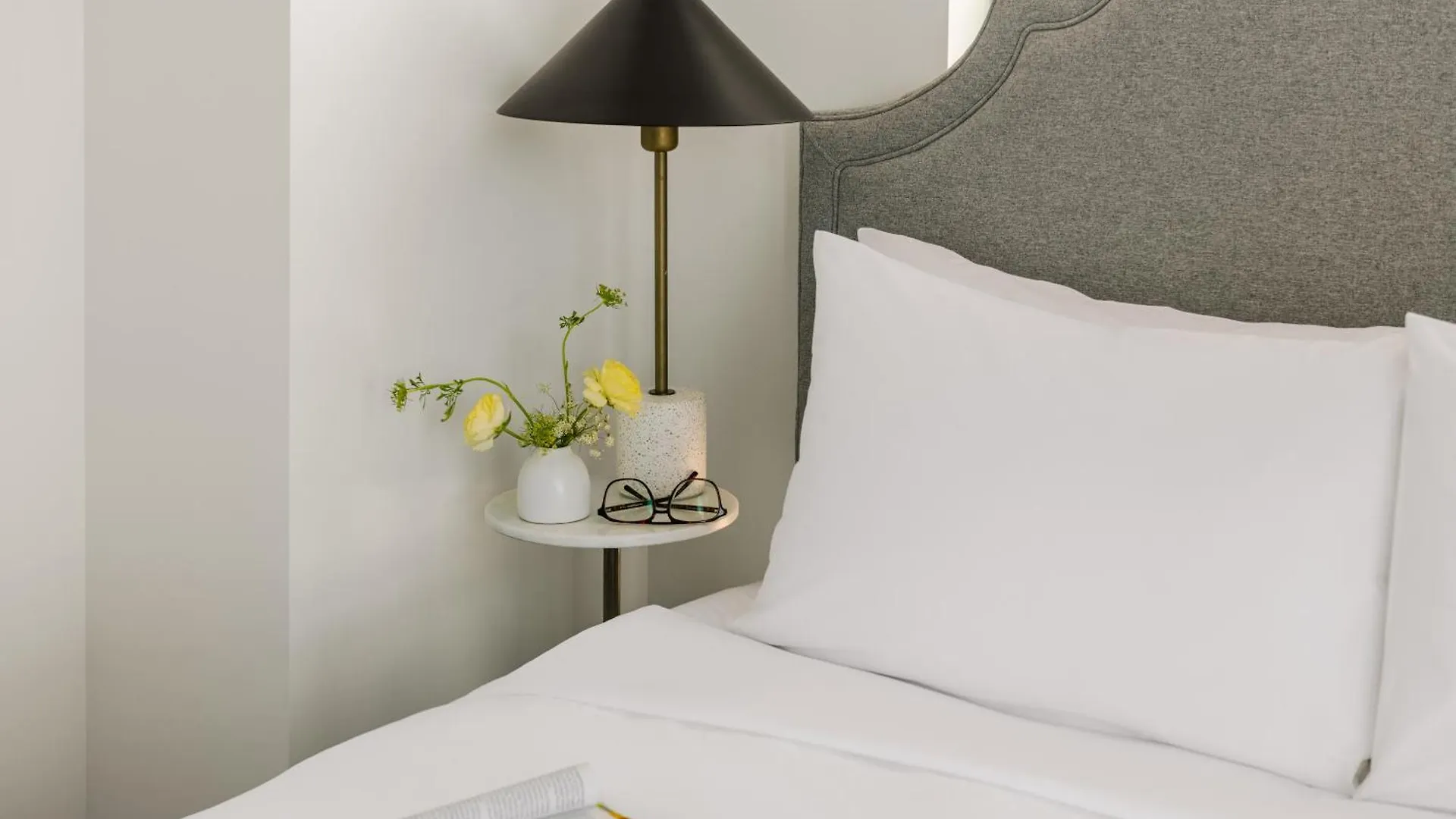 Hotel Sonder At Artesa Toronto
