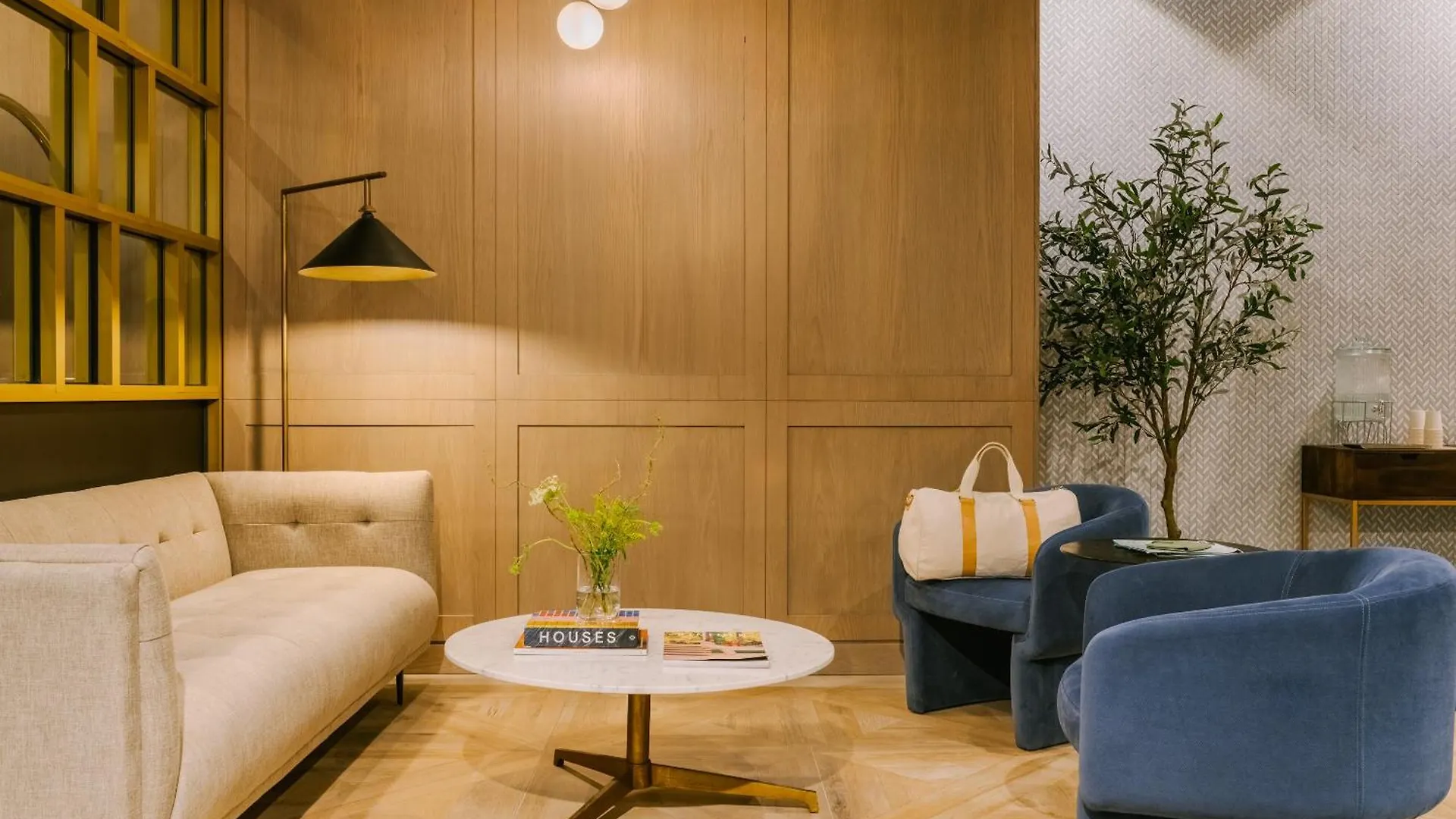 Hotel Sonder At Artesa Toronto Kanada