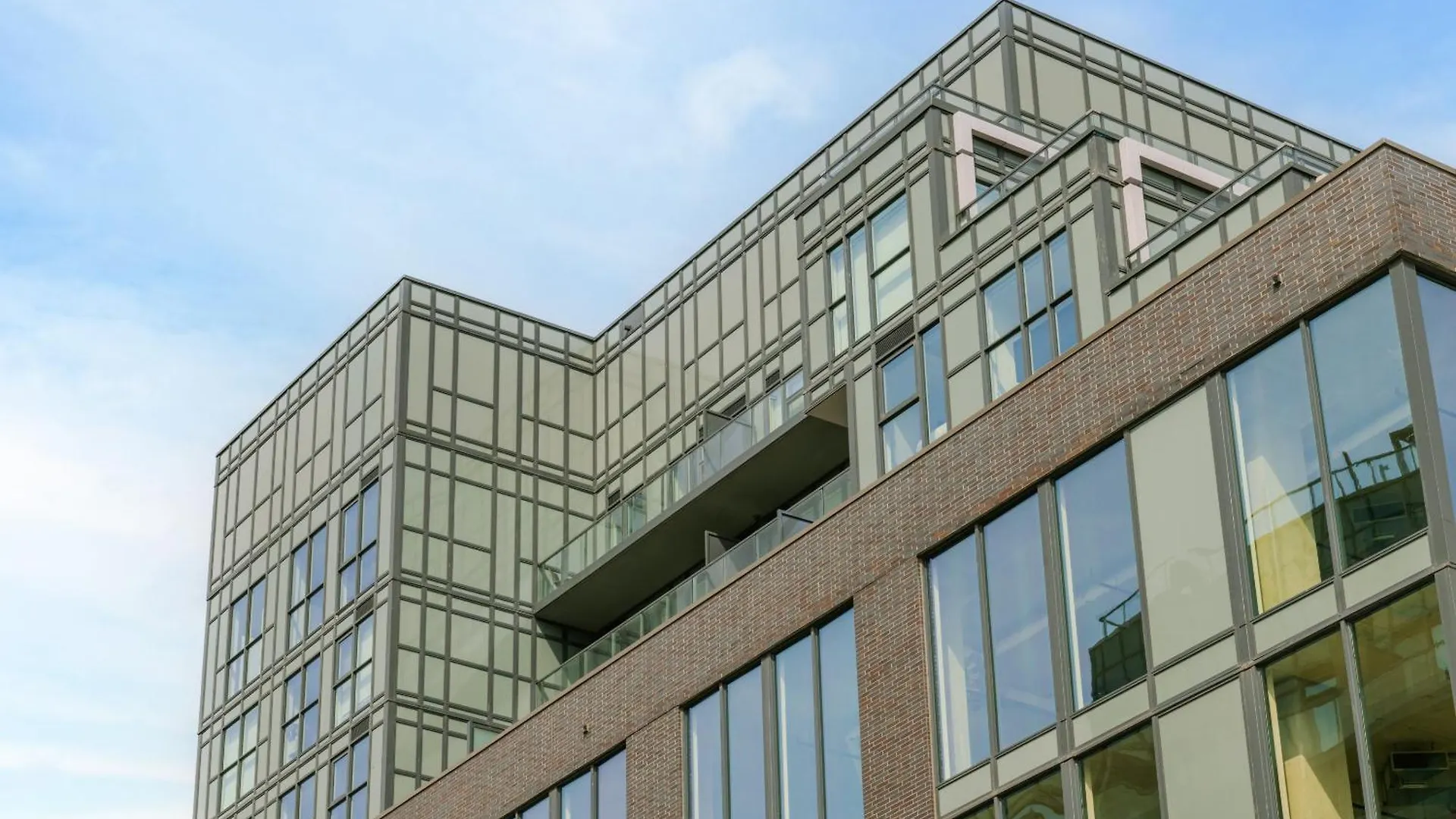Hotel Sonder At Artesa Toronto