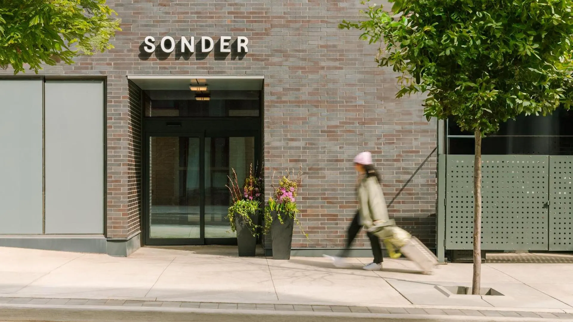 Sonder At Artesa Hotel Toronto 4*,  Canada