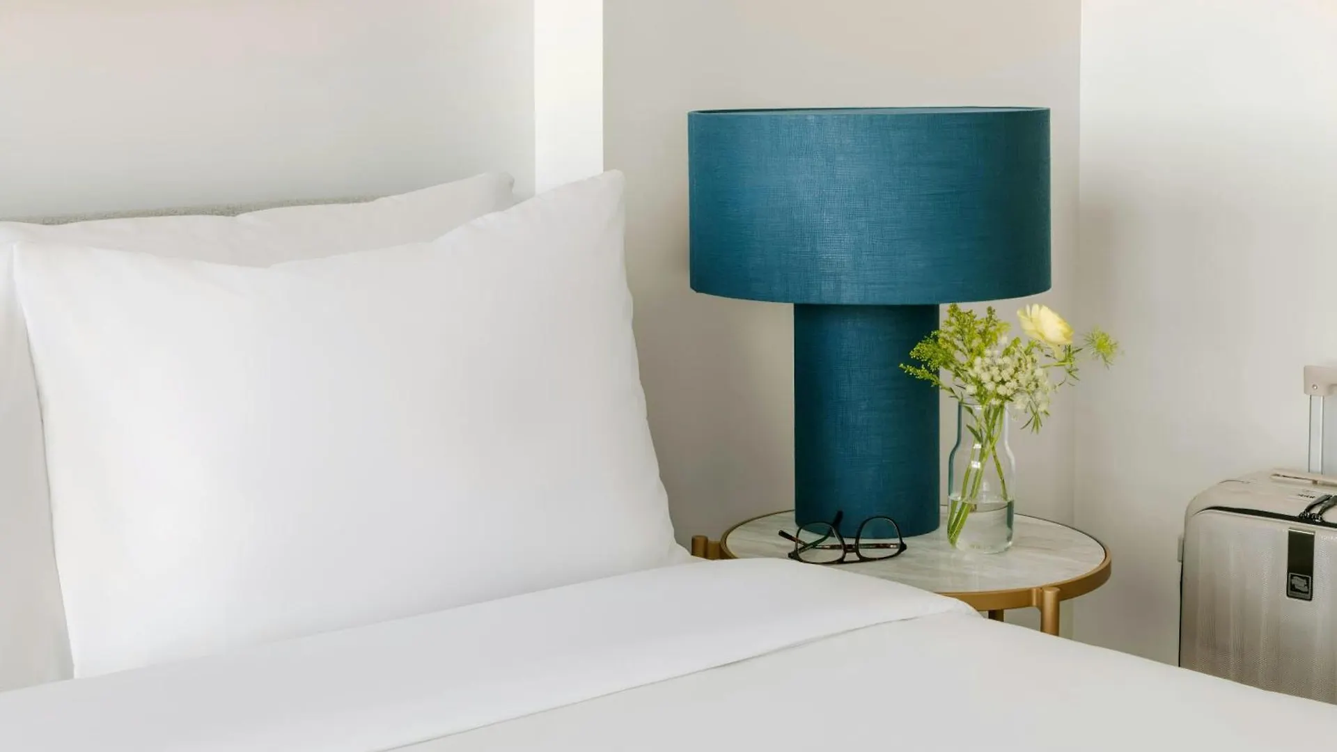 Sonder At Artesa Hotell Toronto